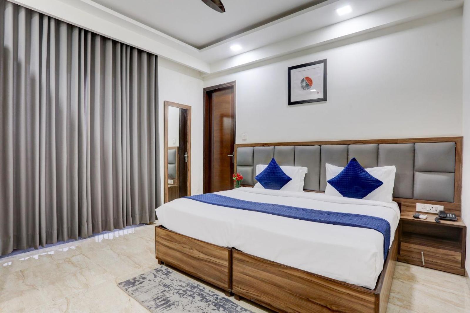 Hotel Greysky Medicity Gurgaon Extérieur photo