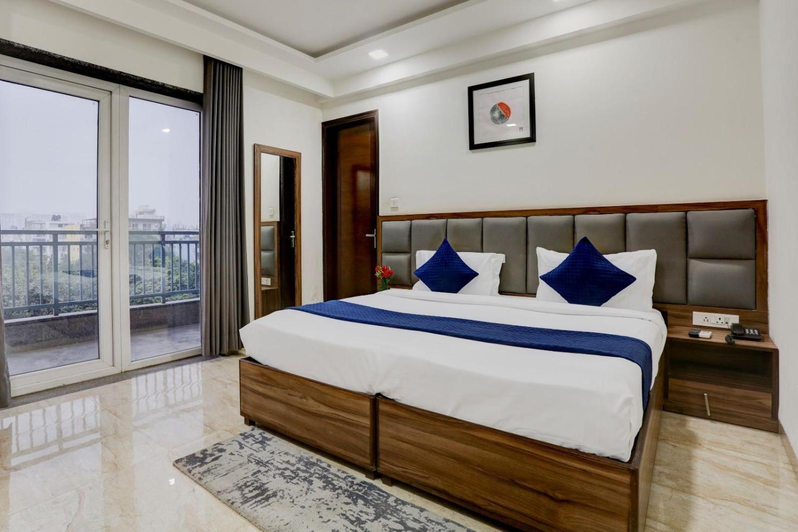 Hotel Greysky Medicity Gurgaon Extérieur photo