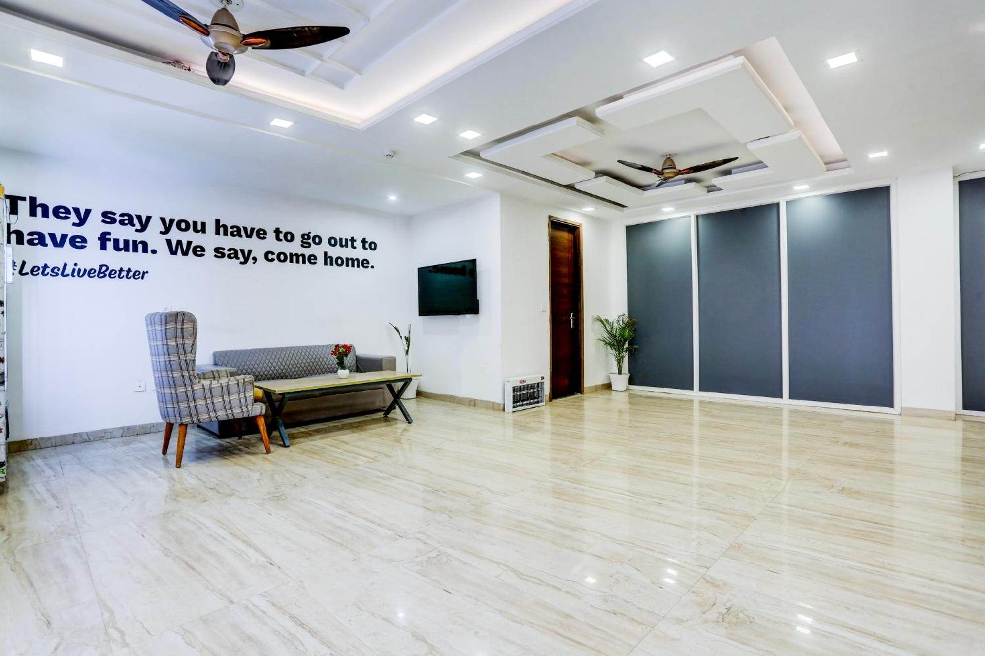 Hotel Greysky Medicity Gurgaon Extérieur photo