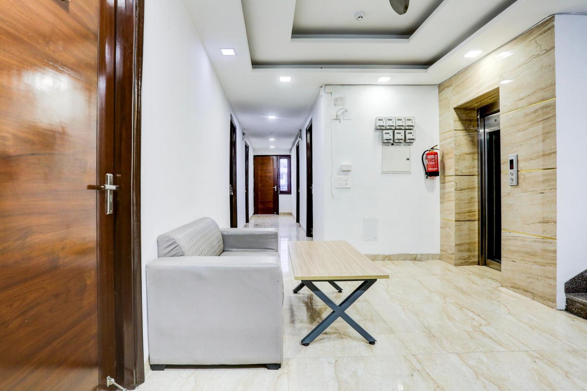 Hotel Greysky Medicity Gurgaon Extérieur photo