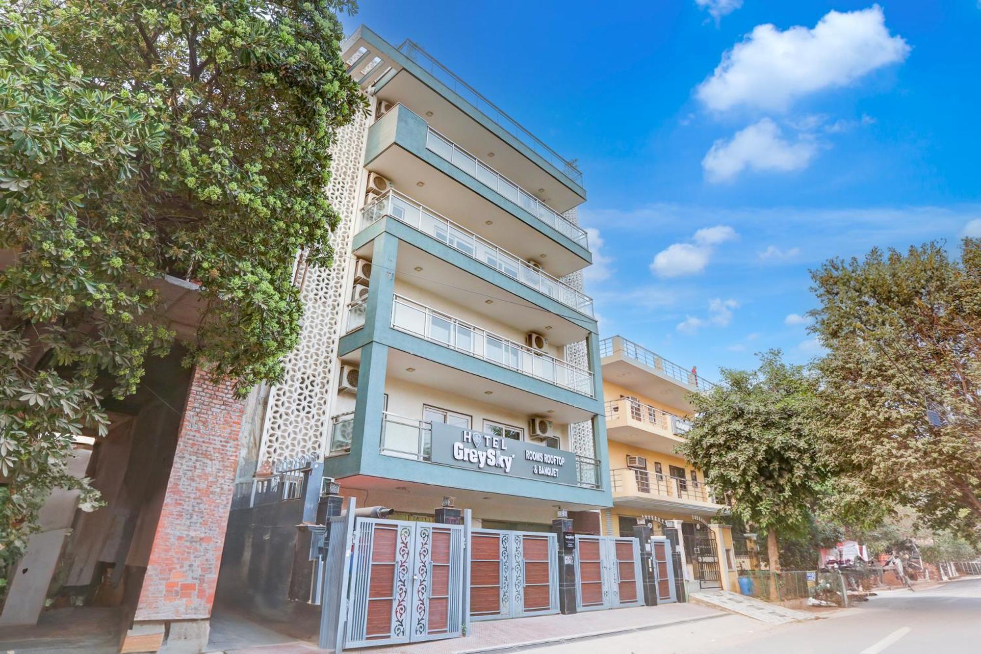 Hotel Greysky Medicity Gurgaon Extérieur photo